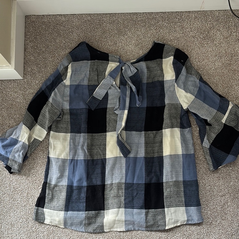 Blue Checkered Blouse - Picture 3 of 3